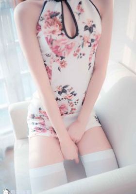 学长撕开我的乳罩慢慢揉捏电影