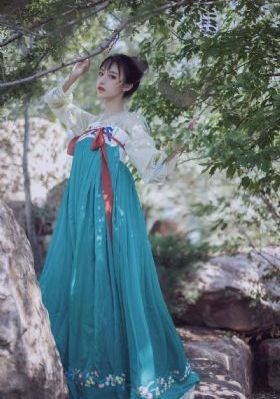赤坂丽牙医